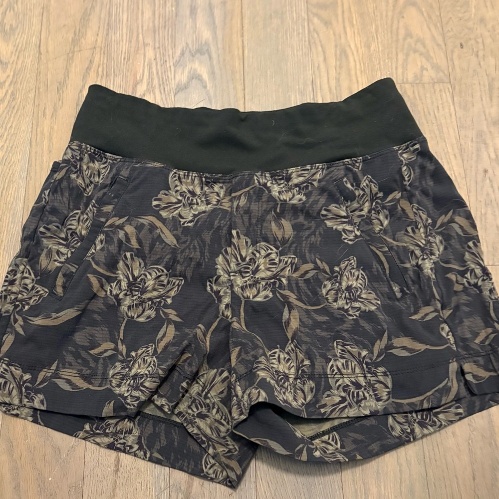 Athleta Floral High-Rise Running Shorts with Zipper Pocket